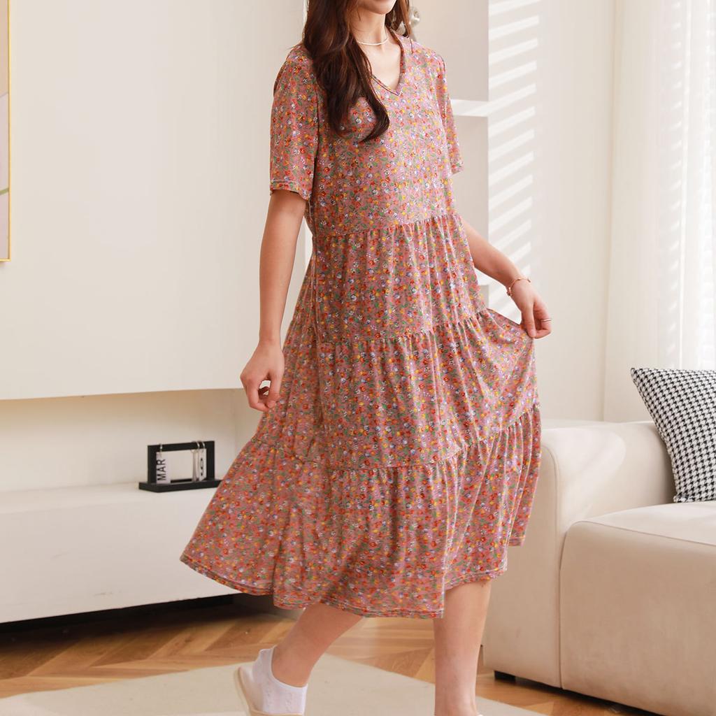 Korean version dress round neck comfortable nightdress women's casual fresh pleated short sleeve floral dress slim dress