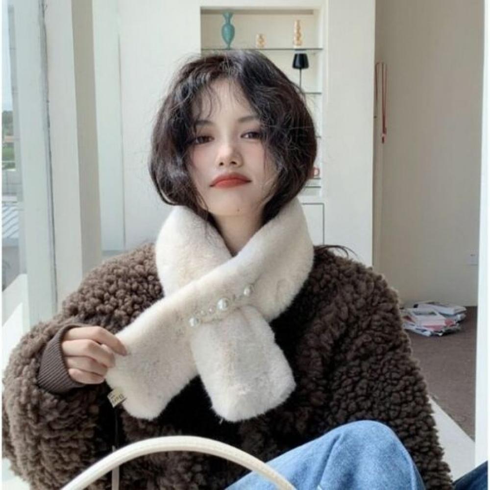 New Arrivals Open Run Pearl Petit Hanbok Mustank Scarf