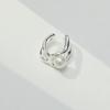 Trendy Korean-Style Pearl Ear Clips: Fashionable, Personalized, No-Piercing Design