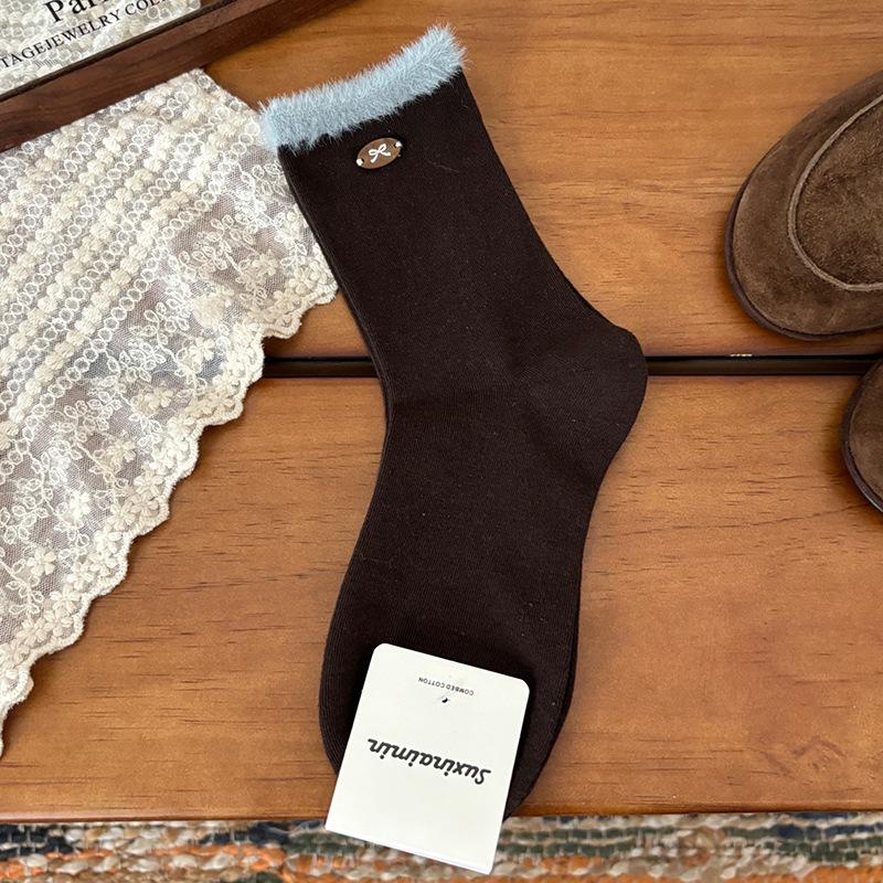 Autumn and Winter Bow-buttoned Mid-calf Socks, College-style Striped Blue Coffee-shaped Pile Socks