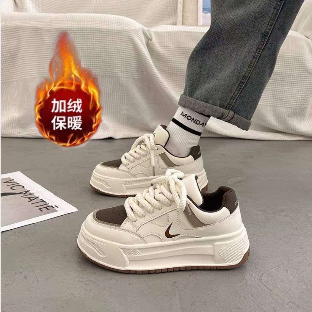

Fleece thickened warm little white shoes women s winter 2025 new versatile student platform cotton shoes non-slip fashion board shoes 55 stock randomly sent коричневый