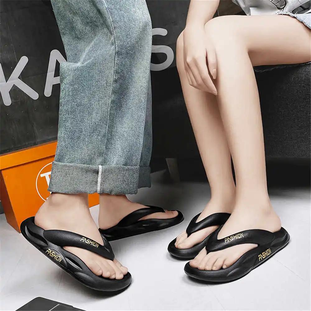 Shiatsu 39-45 Man's Bathroom Slipper High Tech Shoes Elegant Sandals Sneakers Sport Portable Teniz Cool Shoos Fashion Funky