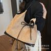 Autumn and Winter New Commuting Large-capacity Tote Bag 2025 Women's Casual Simple and Versatile Ins Shoulder Bag
