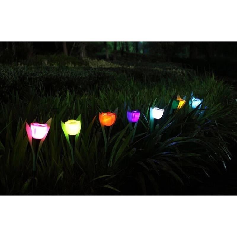 Solar Tulip Lawn Light With Ip44 Protection Long-lasting 16 Hour Illumination