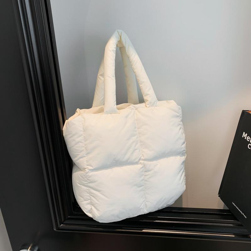 Spring and Summer Large-capacity Bag Women's New Versatile Shoulder Bag Fashion Bag Down Cotton Bag