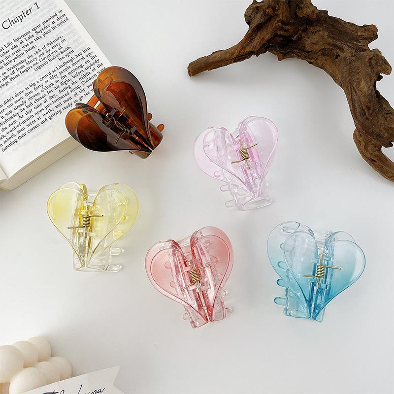 Chic Handmade Plastic Hair Claw Ideal For Bathing And Everyday Use Women For