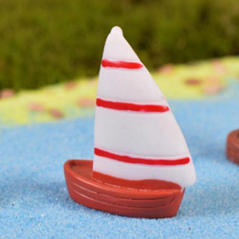 Miniature Resins Figurines Artificial Sailboat Boat Resin Diy Craft Micro Landscape Moss