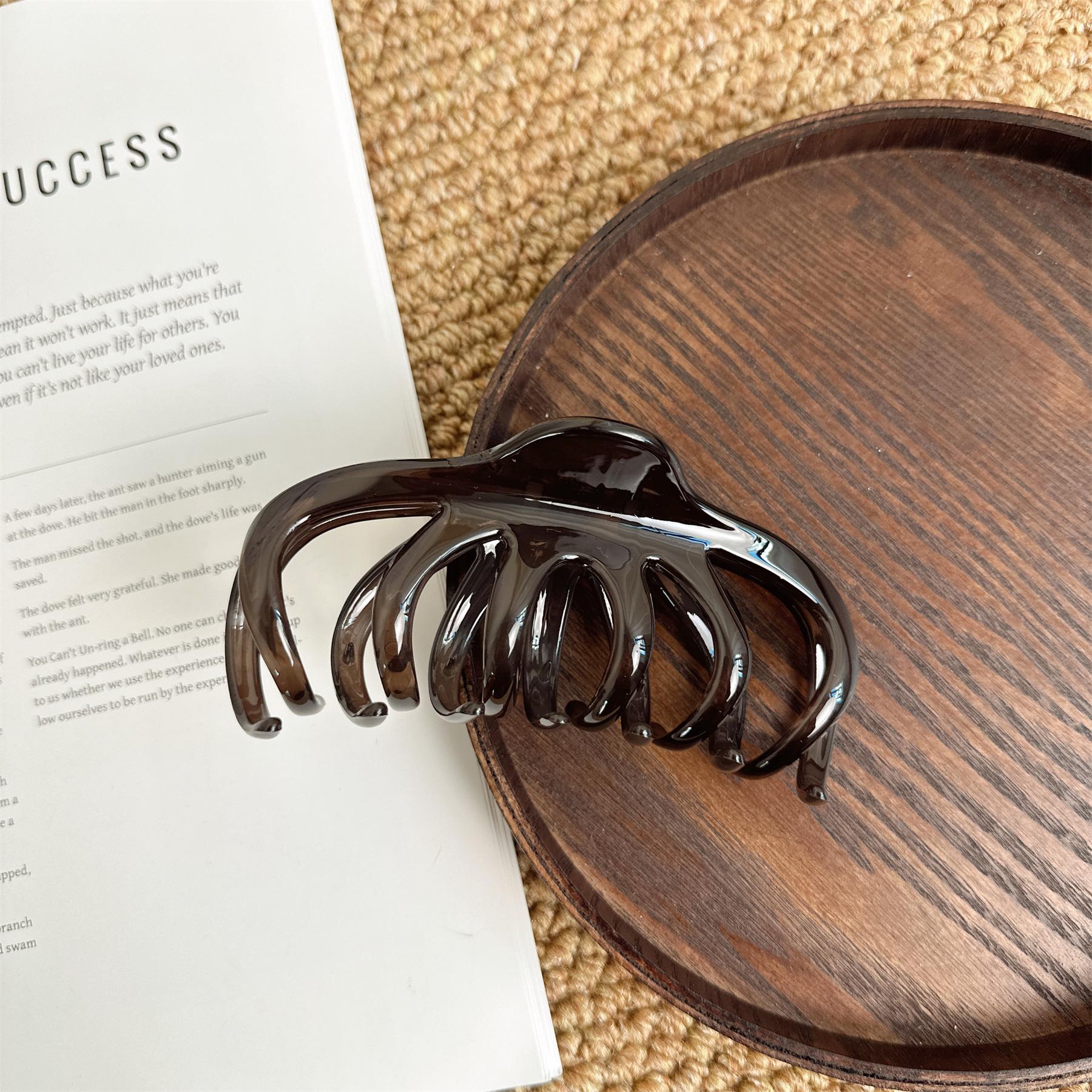 

Большая французская заколка для волос «Хризантема» — простой, универсальный аксессуар для волос «Акула»