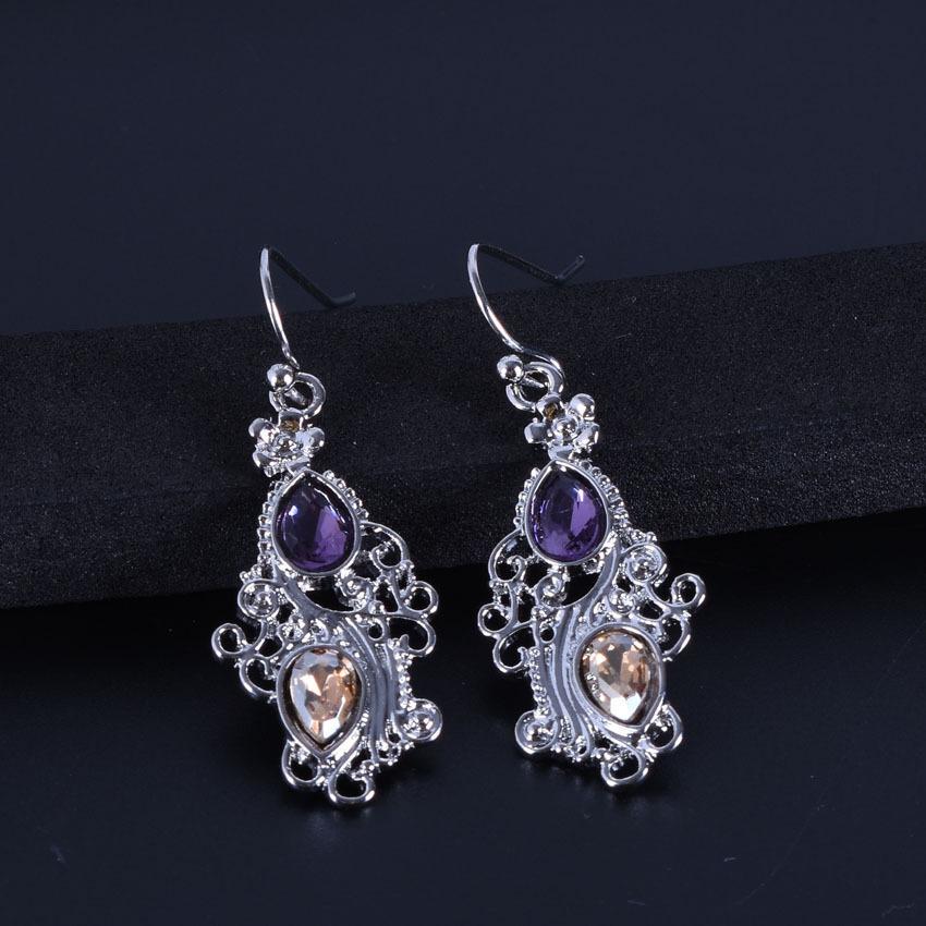 

Creative water drop pear-shaped earrings European and American retro sea blue earrings