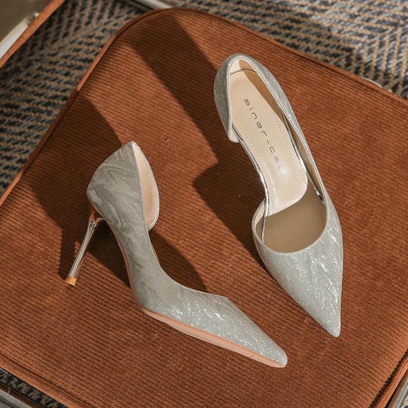 

83315 high heels women s thin heels winter 2025 new crystal bridal wedding shoes pointed head shallow mouth side empty single shoes 39