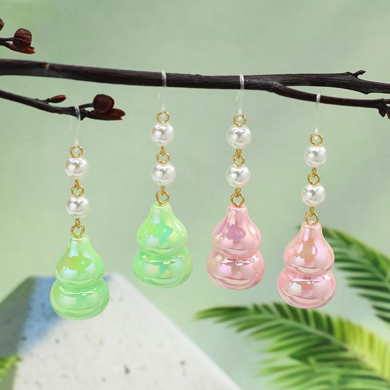Chinese Style Colorful Resin Gourd Dangle Earrings: Imitation Mother-of-Pearl, Long Auspicious Prosperity Pendant Jewelry.