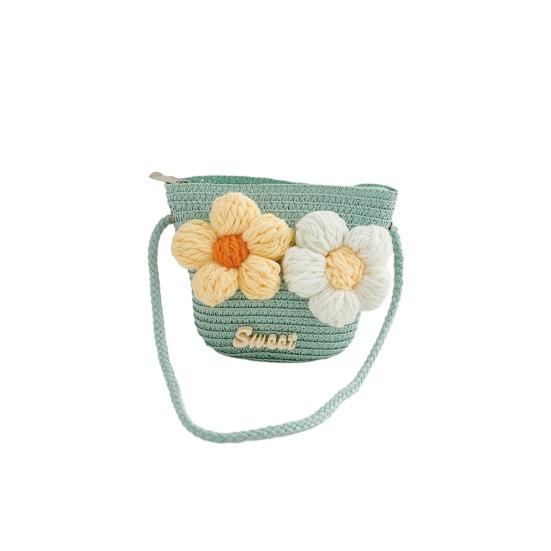 

Crossbody Bag Hand-knitted Straw Lightweight Shoulder Bag with 3D Crochet Flower Design Snack Purse for Baby