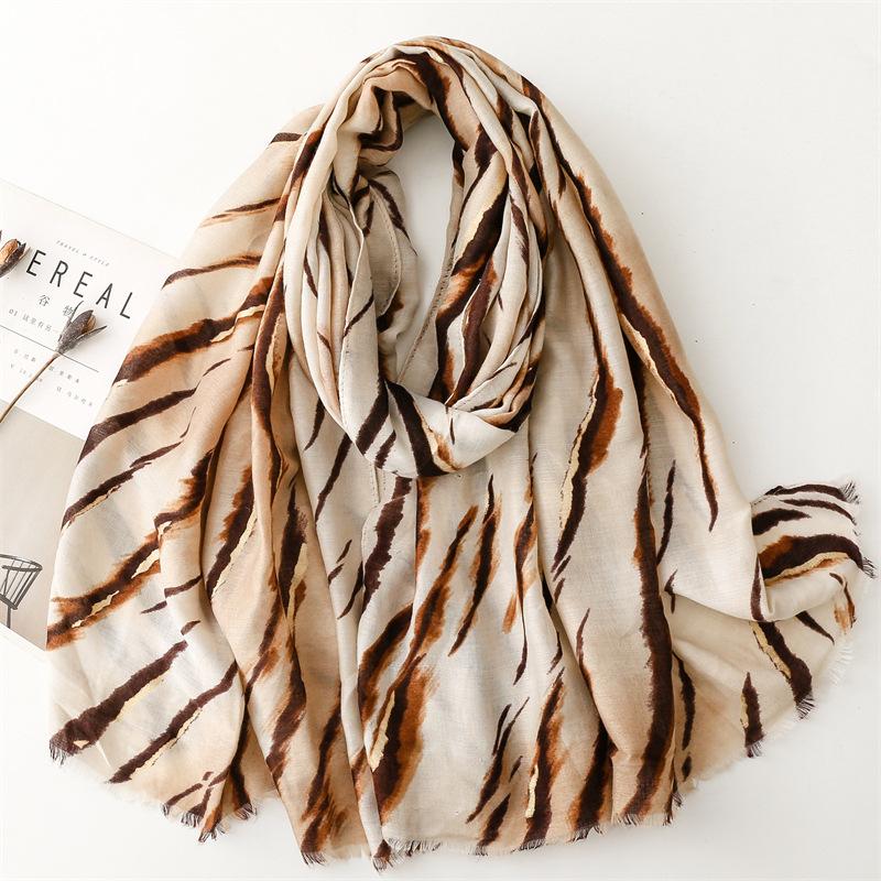 Winter Thick Leopard Zebra Fringe Viscose Shawls Scarf Lady High Quality Wrap Pashmina Stole Bufandas Muslim Hijab 180*90Cm