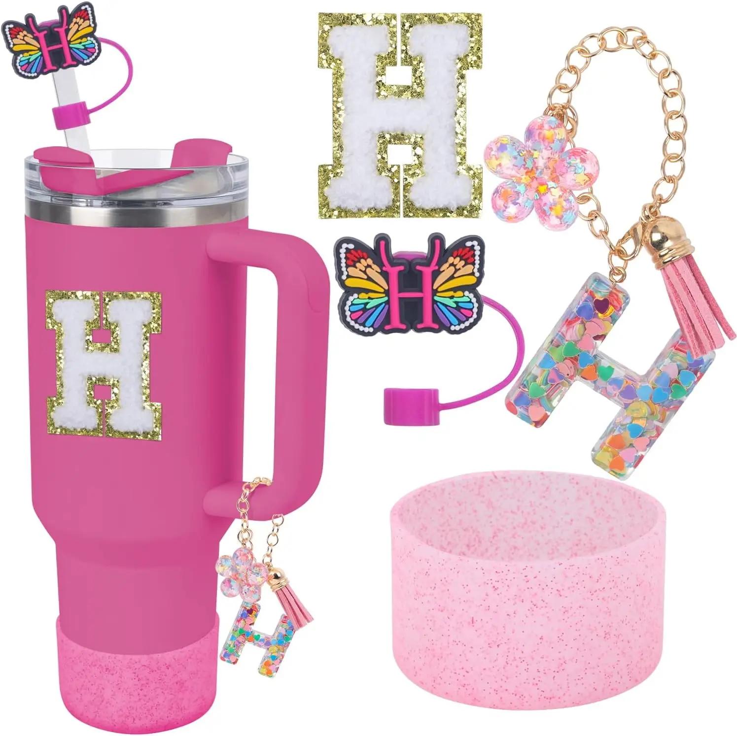 

Аксессуары для стакана Stanley 40 унций 30 унций Буквенные подвески для ручки Силиконовый чехол, Насадка-топпер на соломинку и Подвески-наклейки