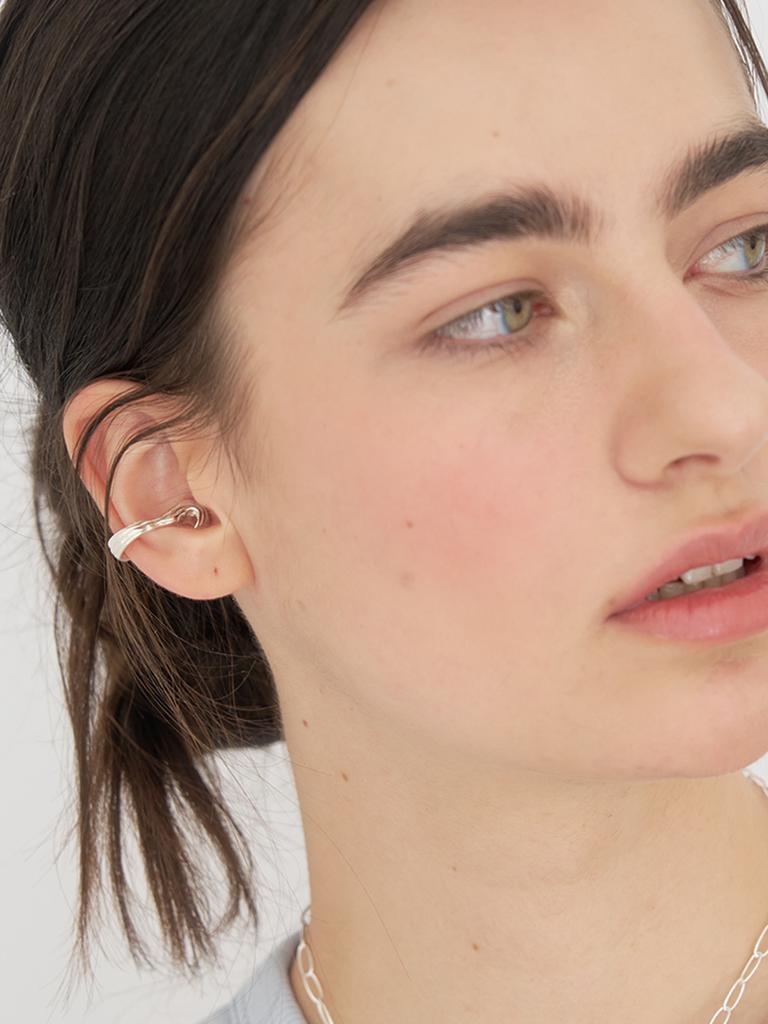 Still Instant Wave Flow Ear Cuff