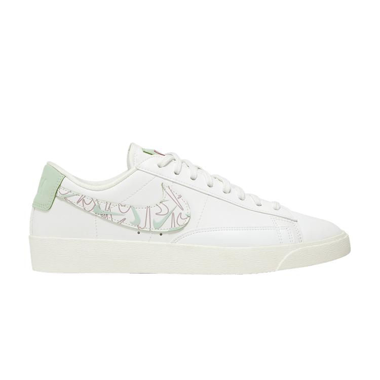 Nike Wmns Blazer Low SE Valentine s Day 36