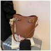 Korean Minimalist Women's High-End Bucket Bag: Versatile, Stylish Niche Design New Crossbody Fashion Accessory