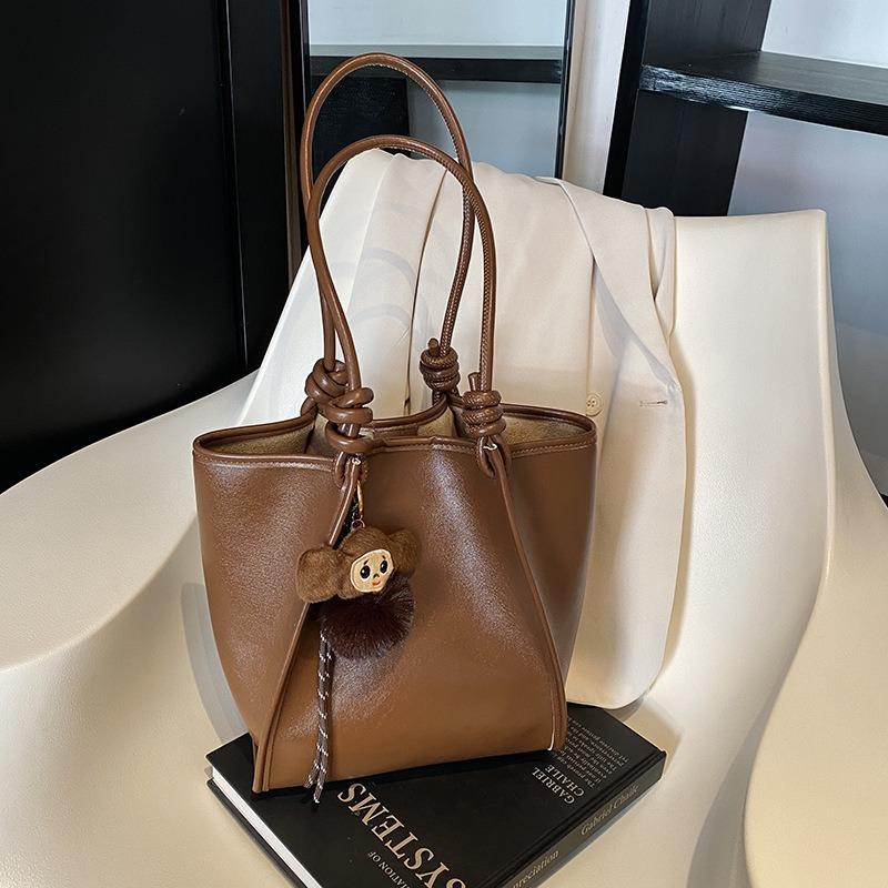 Large-capacity commuter tote bag women's new autumn and winter shoulder underarm bag portable shoulder mother and child bag