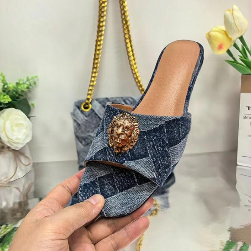New Denim Lion Head Women's Flat Slippers, Denim Bag, Low-heeled Women's Fashionable Slippers and Bag Set