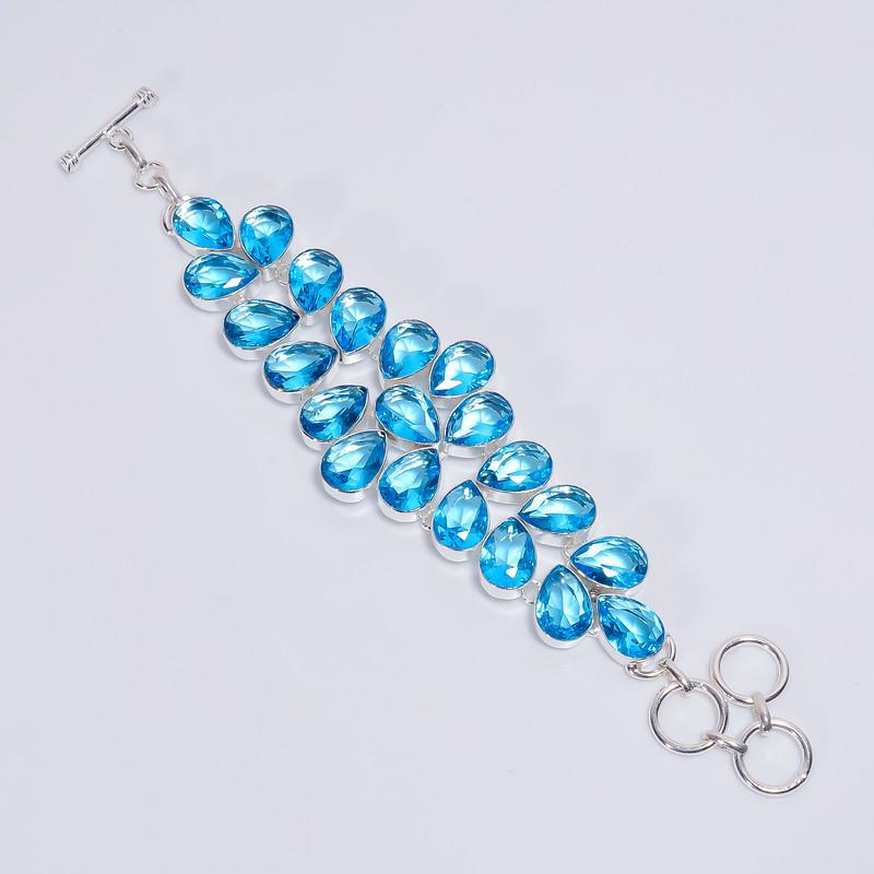 

Handmade Gold-Plated Chain Bracelet for Men and Women with Elegant Design