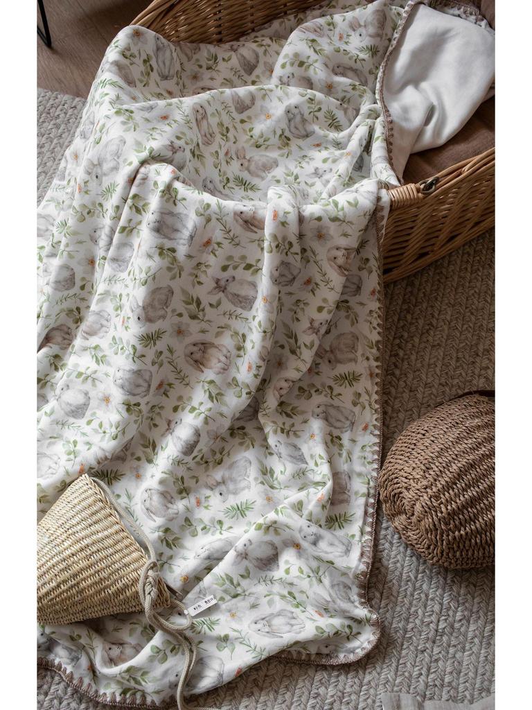 Summer Baby Bamboo 4-Layer Cool Quilt: Newborn Ice Silk Blanket for Naps & Air Conditioning.