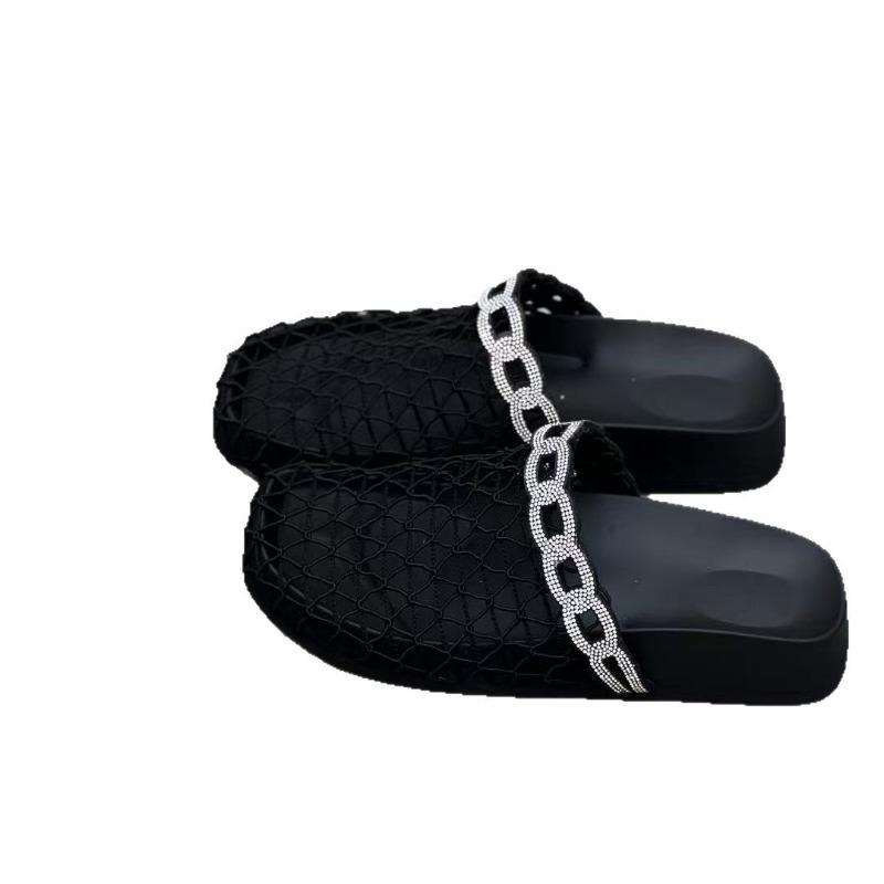 Summer new outer wear hollow woven breathable bag head half slippers women's flat bottom rhinestone cool slippers fishing net shoes