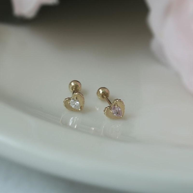 Youngglow 14k Heart Middle Cubic Piercing