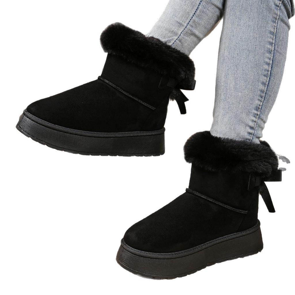 Stivali da neve spessi foderati in pile slip-on 2025 inverno nuovo stile suola chunky metà polpaccio fiocco peloso scarpe di cotone