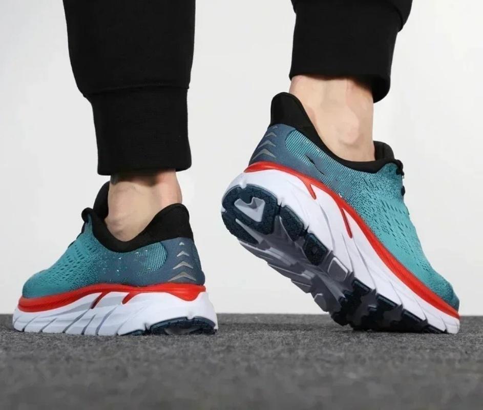 New Men's and Women's Running Shoes, Lightweight Cushioning Marathon Absorbent Shoes, Training Shoes and Sports Shoes
