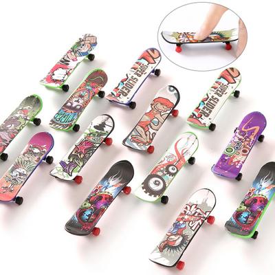 Stress Relief Unisex Fashion Fidget Toys Plastic Fingerboard Finger Skate Toy Children Scooter Model