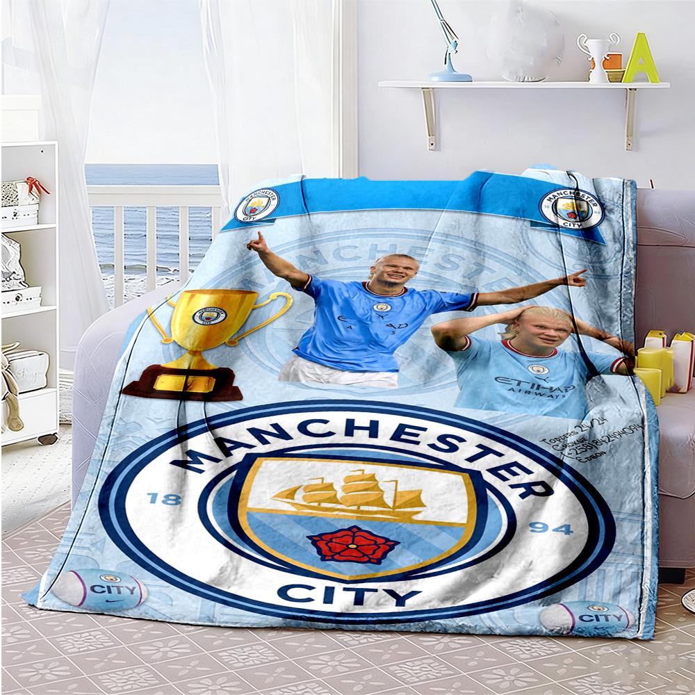 Manchester City Customize Your Name Blanket Cozy Customizable Blanket Ultra-Soft Suitable for Bedding Couch Chair Picnics Ideal for All Seasons