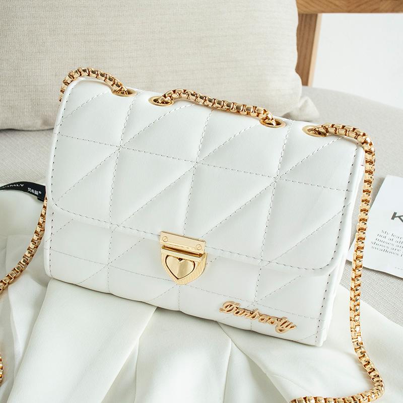 gucci interlocking gg wallet on chain