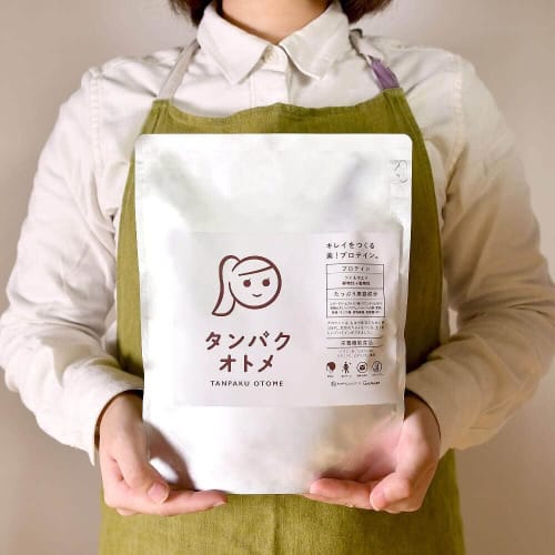 Tamachan Shop Protein Otome 2-Pack Set (Pure Protein 300g x 2 Bags) Made in Japan with Whey Protein and Soy Protein, 25 Beauty Ingredients, and a Comp