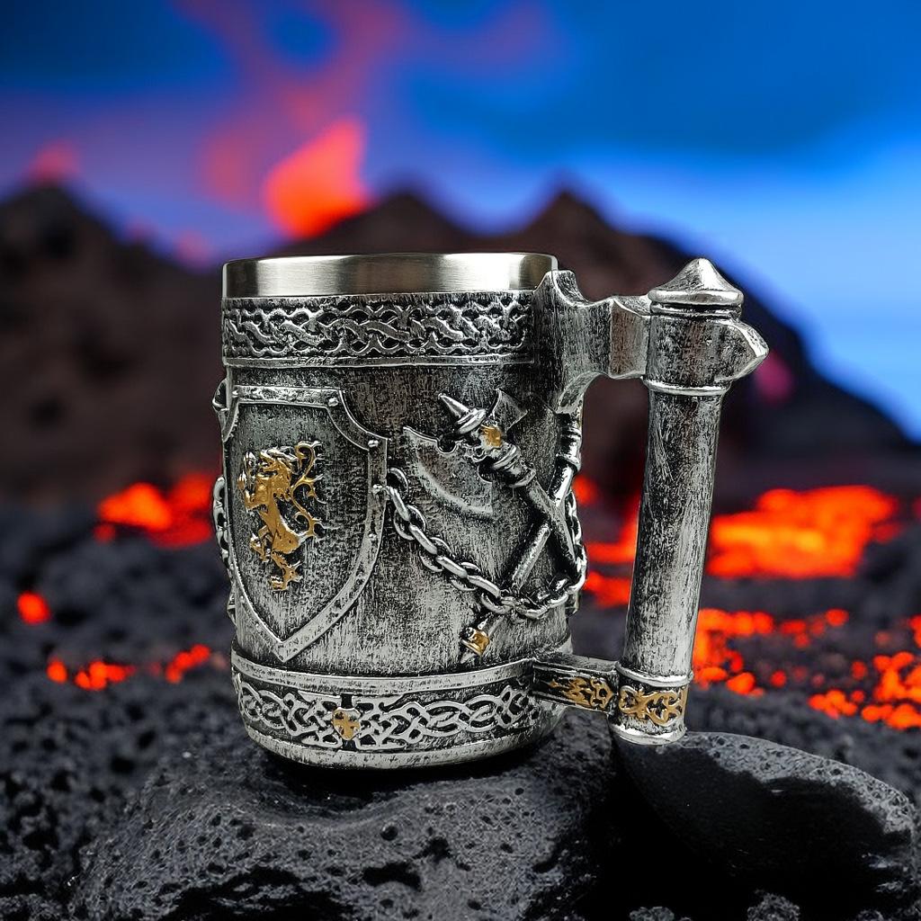 Medieval Viking Axe Mug, British Golden Lion Shield Beer Mug Stainless Steel Coffee Mug Tomahawk Beer Mug