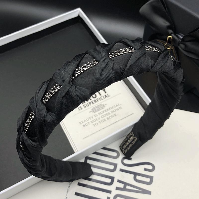 

Женский плетеный ободок-заколка для волос с бриллиантами - Оригинальный дизайн для повседневного использования, прогулок и умывания лица чёрный