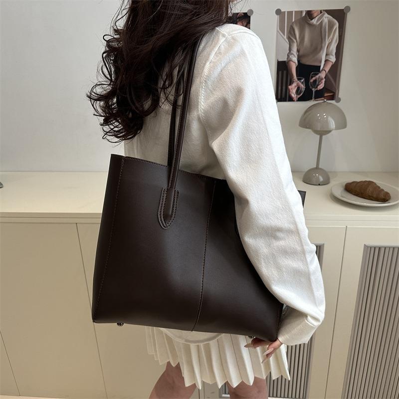 One Shoulder Underarm Tote Bag, New Fashionable Solid Color Texture, Casual and Simple Commuting Handbag, Large Capacity Mother and Child Bag