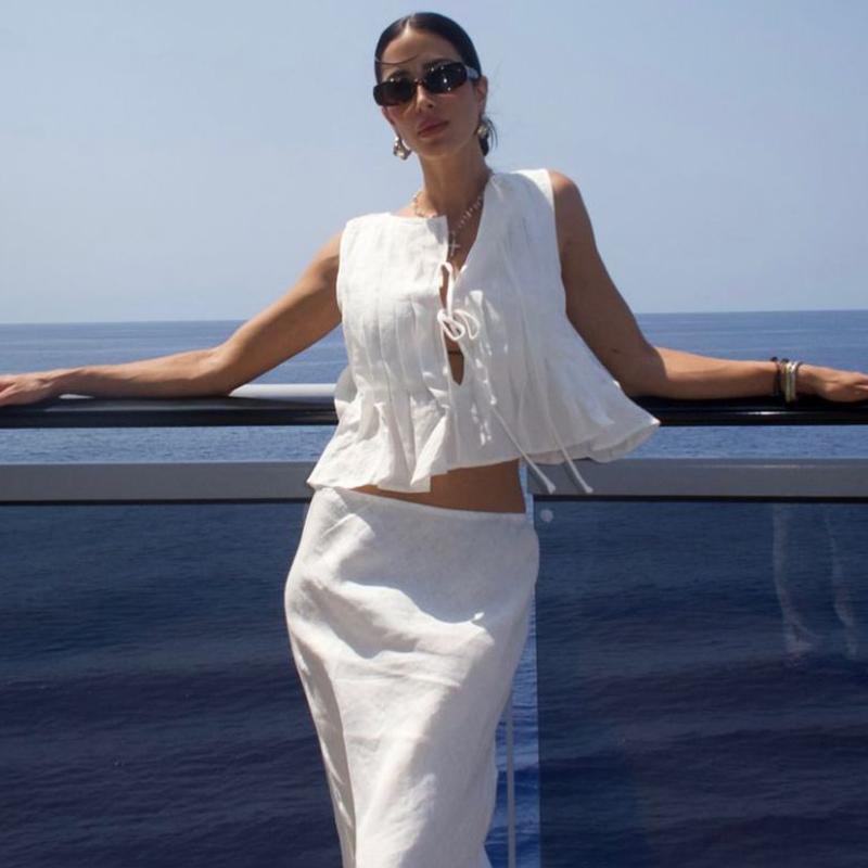 White Bandage Ribbed Sexy Tank Top Shirts Women Hollow Out Lace Up Sleeveless Slim Tops Hottie Summer Deep V Neck Street Sexy Beach Bandage Y2k Vest