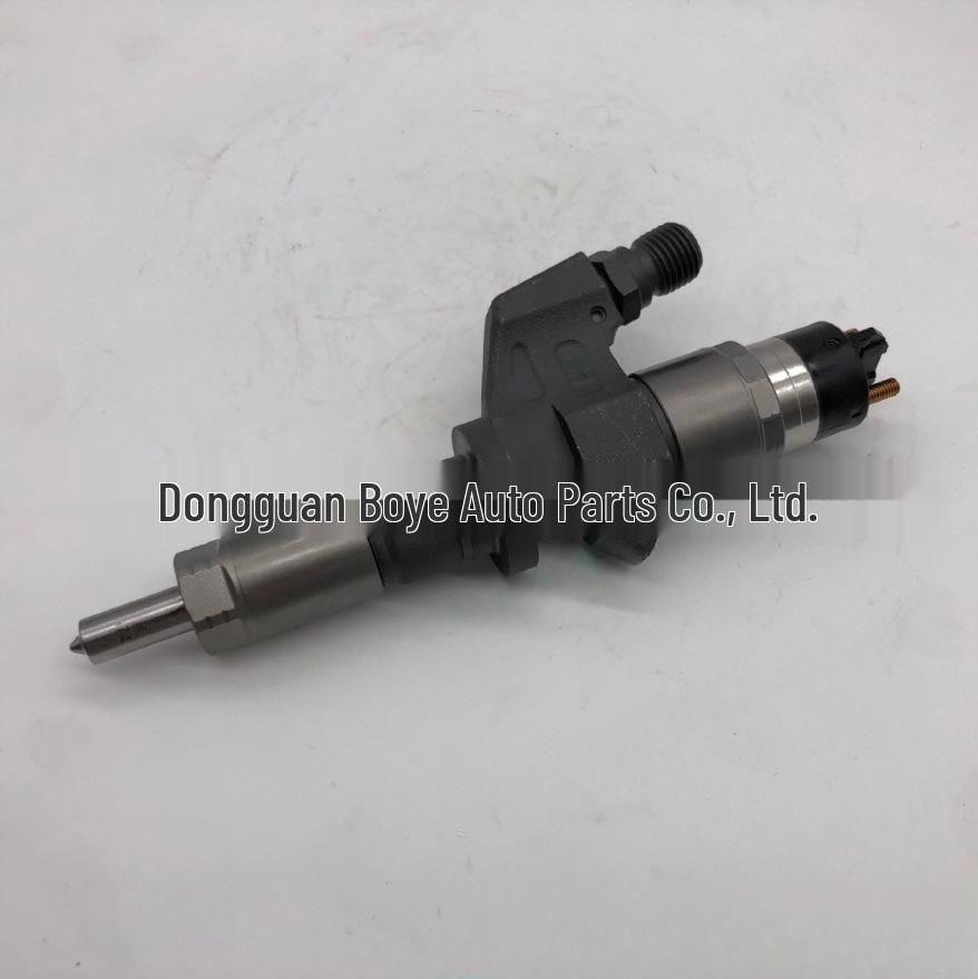 Injector 0445120008 97208074 for LB7 6.6L V8 Engine