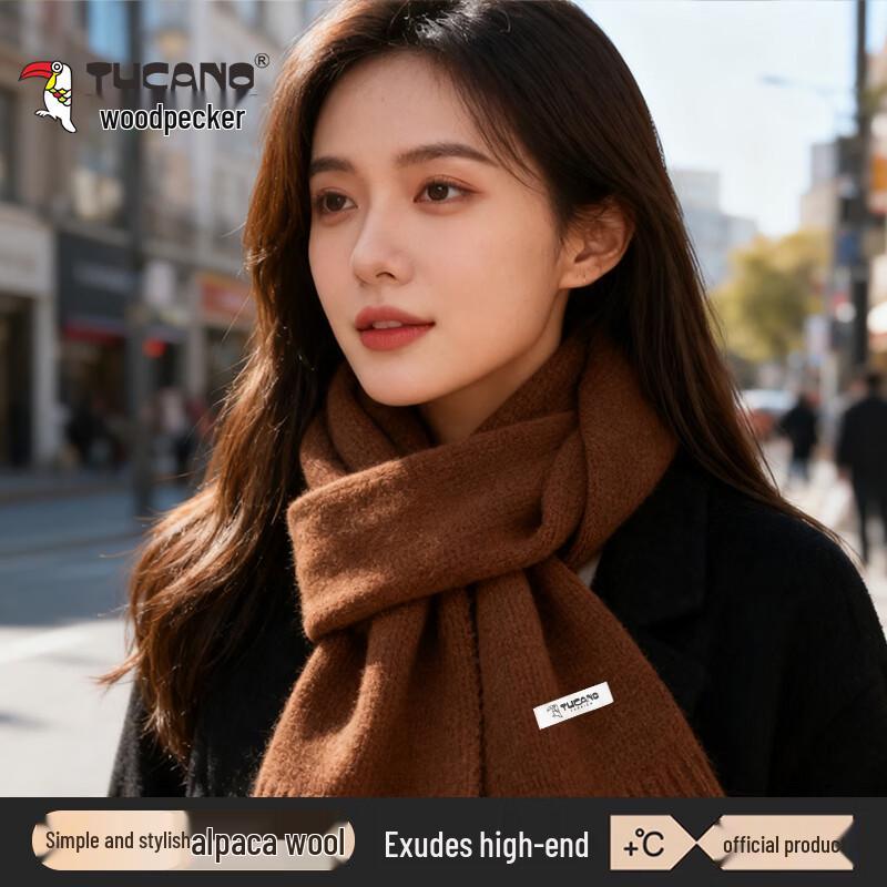 TUCANO Women's Warm Acrylic Scarf