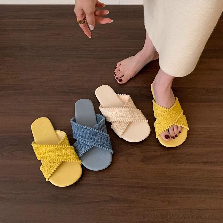 Fashion Beach Shoes Slippers Women Summer Slides Sabot Flat Scandals Rome Shoes Woman 2025 Slippers For Swimming Pool Beach Summer Flat