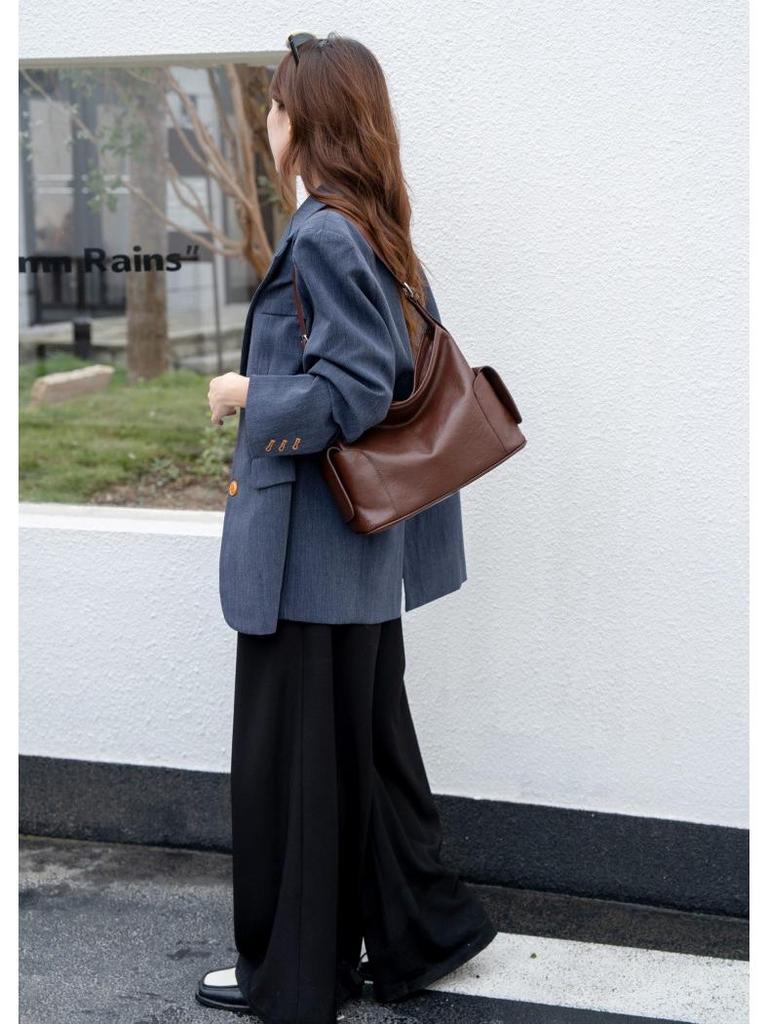 Vegetable Tanned Leather Women's Crossbody Tote - Soft, High-End Cowhide, Large Capacity, Underarm Design