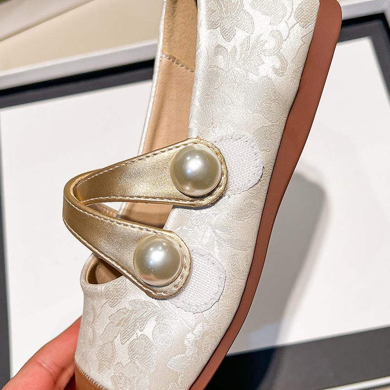 Frühling/Herbst 2026 Leder-Prinzessinnenschuhe für Mädchen - Europäischer/Amerikanischer Stil mit Perlen und Aufdruck