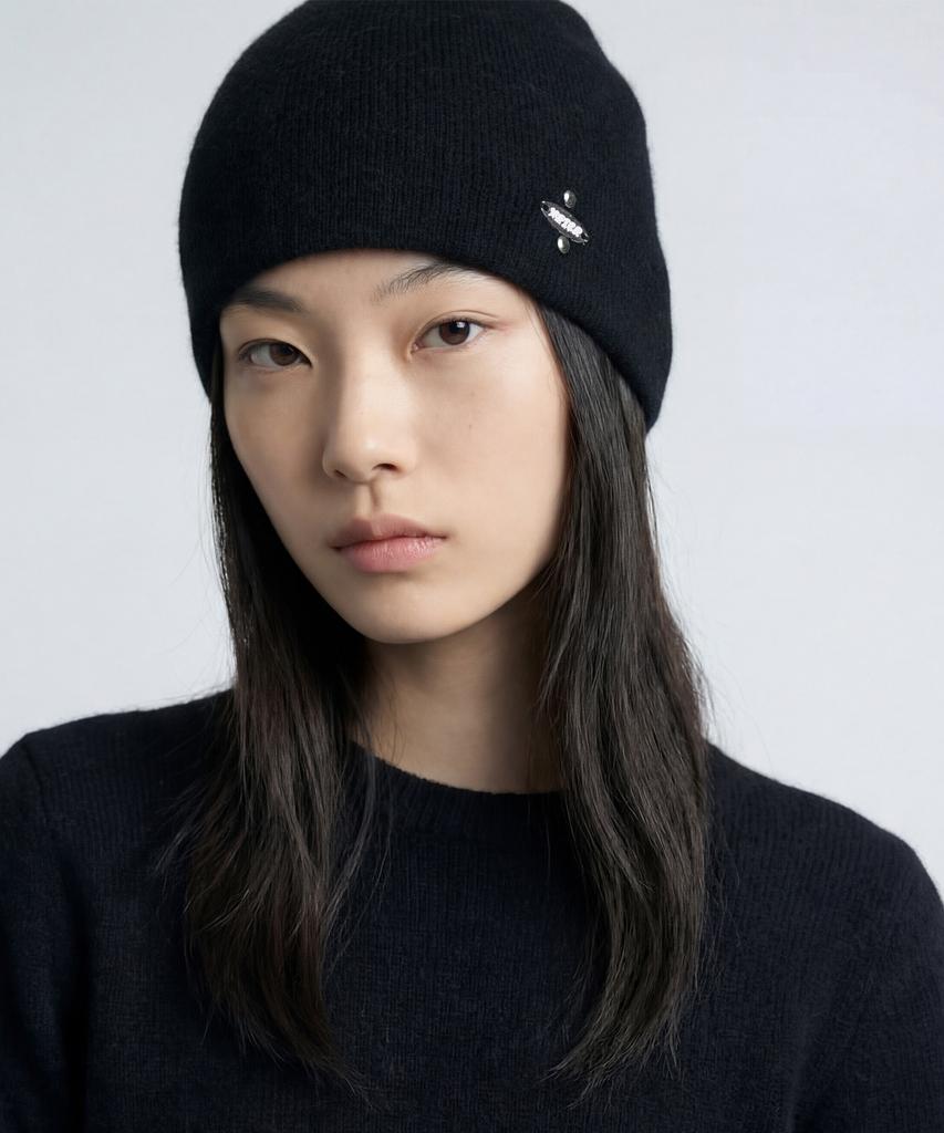Egseupieo Angora Balloon Short Beanie Bk