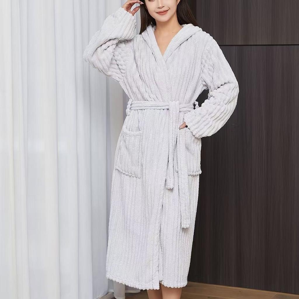 Bathrobe Large Velvet Bathrobe Towels Coral Velvet Bath Towels Lady Men Wearable Fast Drying Beach Spa Bathrobes Bath Skirt