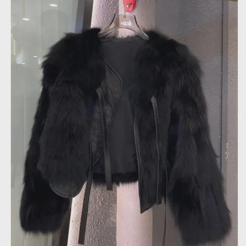 

Женское короткое пальто из искусственного меха - корейский стиль осень/зима 2024 года, легкая роскошь, универсальный дизайн со шнуровкой. M (Recommended for 96-110 jin)