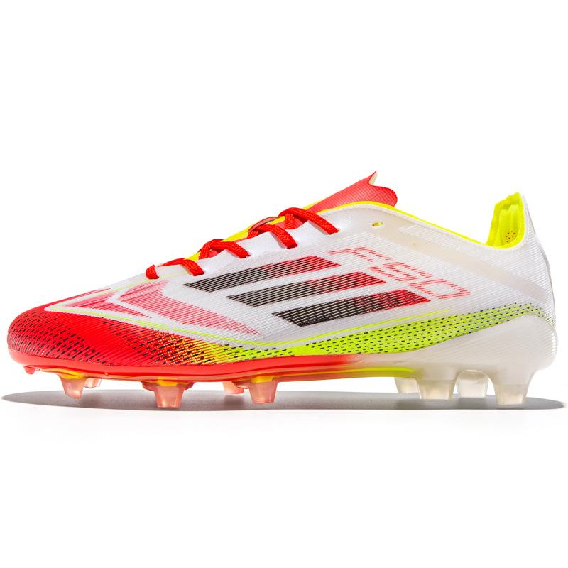New Fashion Sports Long Broken Nails Low-top Students Youth Football Shoes