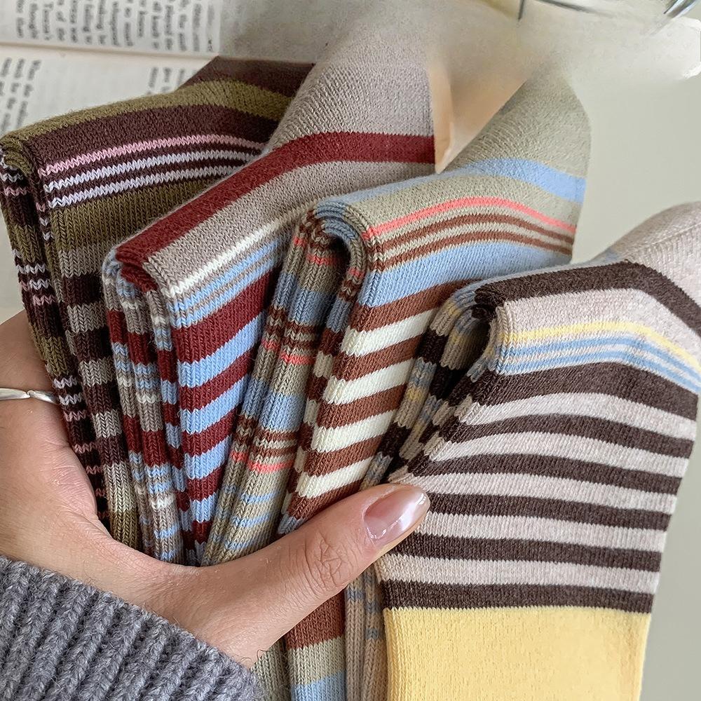 Striped Pile Pile Socks for Women's Mid-calf Retro School Style Autumn and Winter Color-blocked Boneless Thigh-high Socks