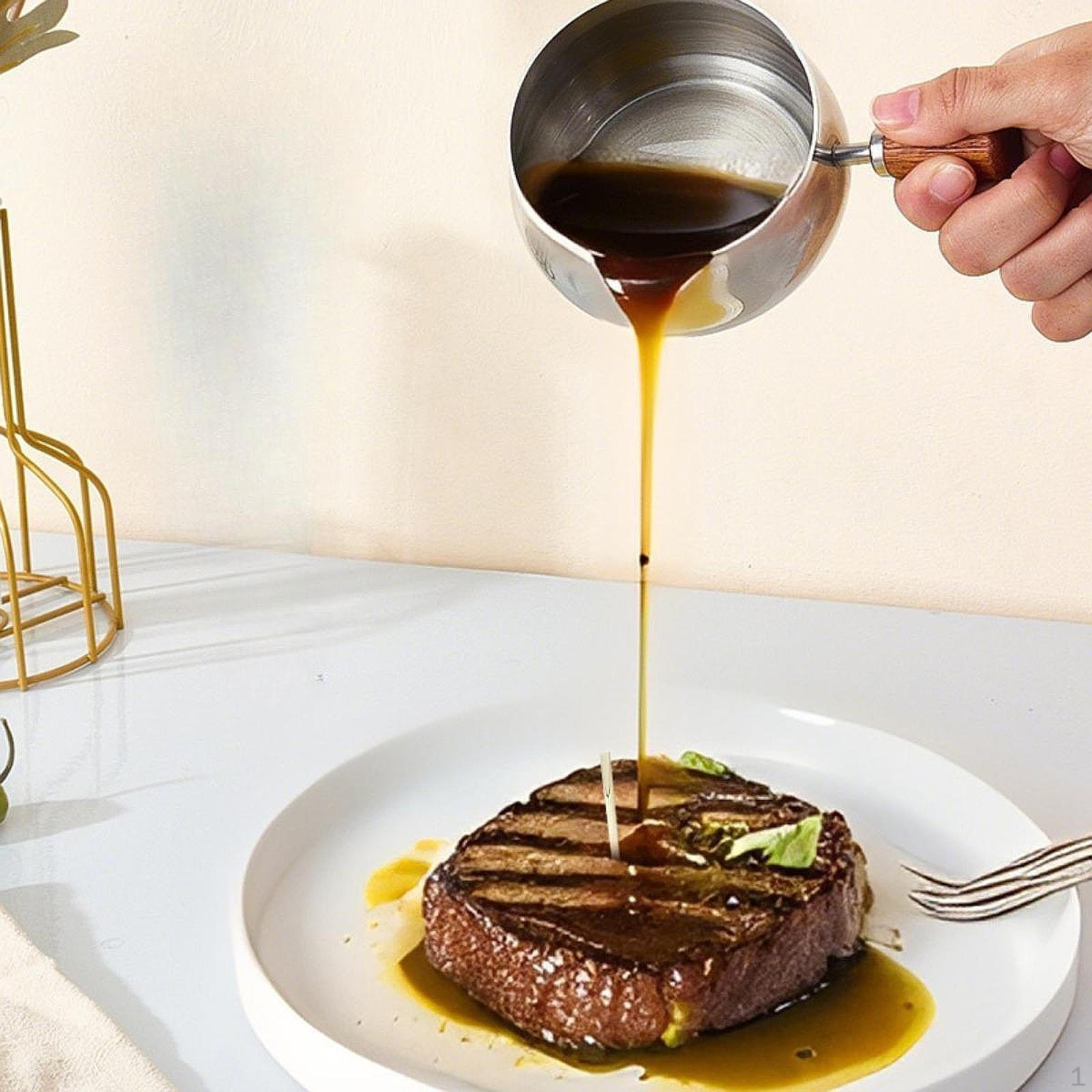 

Металлический контейнер для соуса с носиком для макания и подачи S серебряный