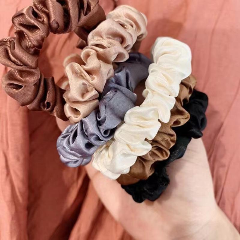 Advanced and Elegant, Minimalist Simulation Silk Hair Loop, Versatile, High-end Tie Hair Rope, High Ponytail Leather Band.