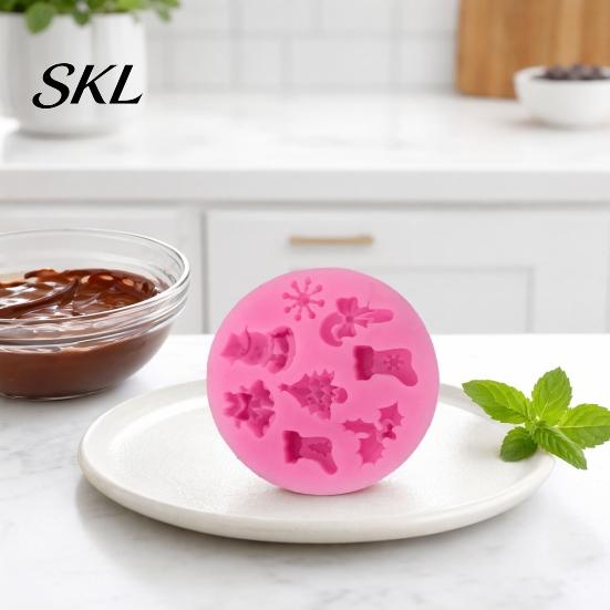 Festive Decoration Mold Christmas Silicone Mold, with 8 Christmas-Themed Shapes, Non-Stick Durable Handmade Soap Easy Clean for Chocolates Fondant